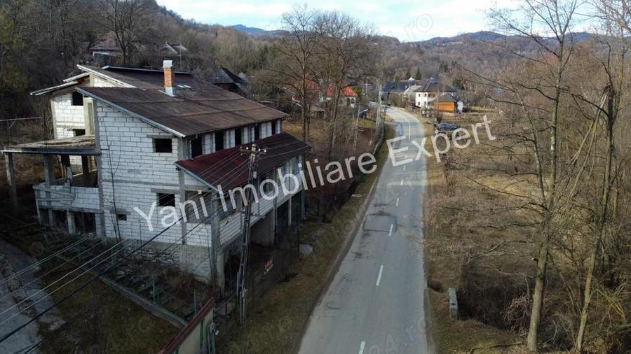 Cladire, pretabila infiin?are pensiune, de vanzare in comuna Bradule?, sat Bradetu, jude? Arge?. - 3
