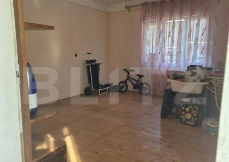 Casa cu 3 camere, zona 7 Noiembrie - 5