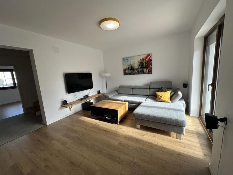 Casa deosebita intr-un cartier privat cu bariera - 8