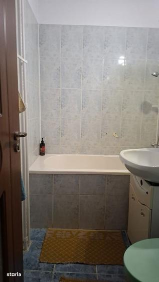 Garsoniera de inchiriat, Burdujeni, etaj 1. - 3