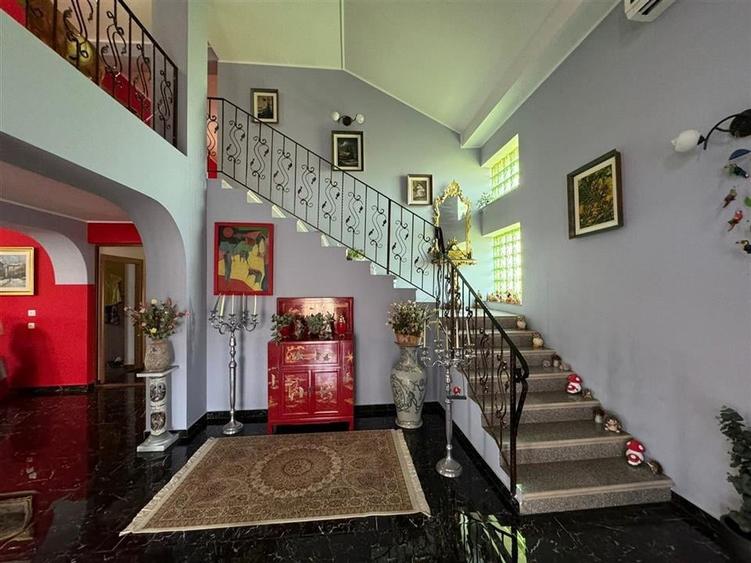 Vila de vanzare in Garoafa,suprafata construita 472mp si teren 1935mp - 23