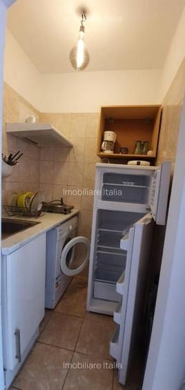 Garsoniera, zona P-ta Victorie- B-dul Iancu de Hunedoara, etj 3, bloc izolat, - 3