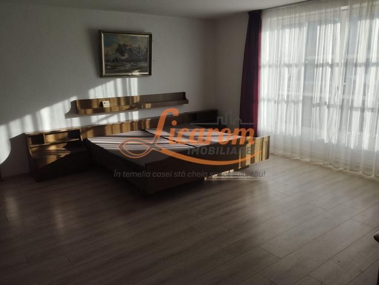 Apartament 3 camere Comuna Cristian,mobilat si utilat 430 euro. - 1