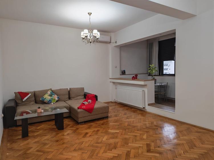 Romana - Magheru apartament spatios renovat si mobilat complet - 11