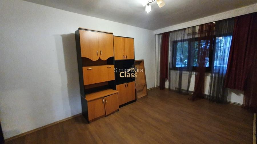 Apartament 3 camere | Decomandat | 64 mpu | Aurel Vlaicu Intre Lacuri