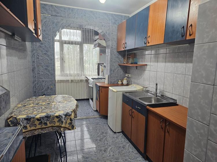 Apartament de inchiriat cu 2 camere- Zona Podu Ros- Granit - 1