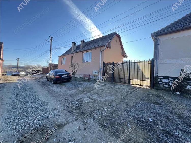 Casa individuala cu teren de 600 mp situata in comuna Slimnic - 13