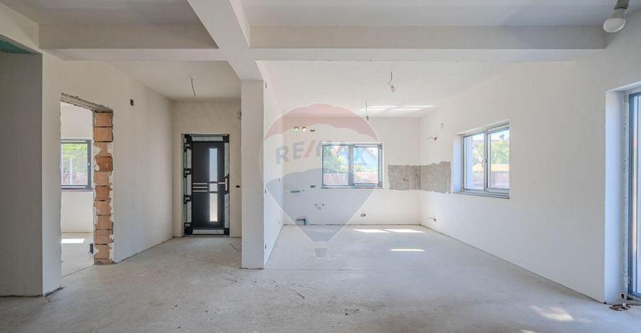 Loca?ie premium in Sanpetru, casa noua Comision 0% - 14