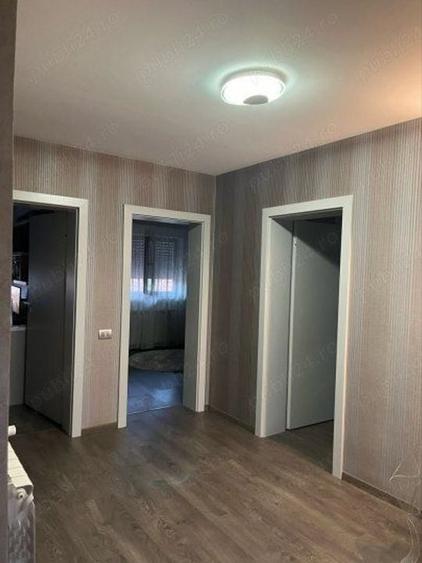 VILA P+1+M+POD ZONA BRATIANU - 4