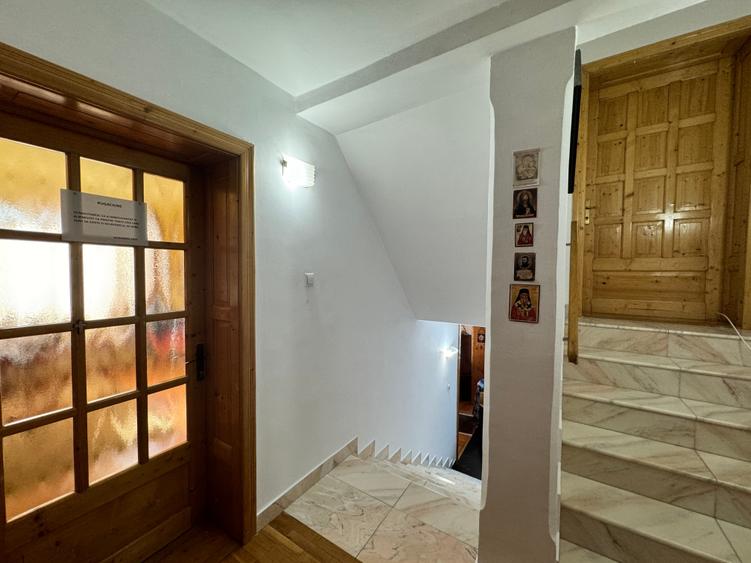 Casa de locuit + Spatii comerciale deja inchiriate! - 5