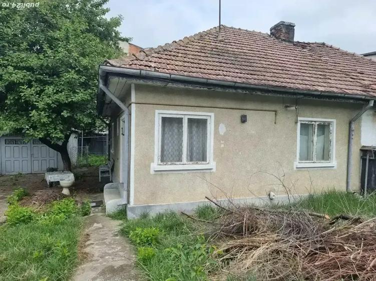 A 27 proprietarul vinde casa - 4