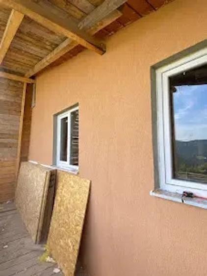 Casa si teren de vanzare - 3