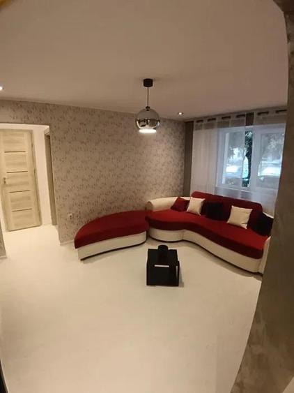 Mobilat si utilat -Elegant  !  2 camere Viziru 3 parter - 4