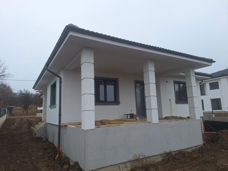 Casa de vanzare -parter-finisata - 5