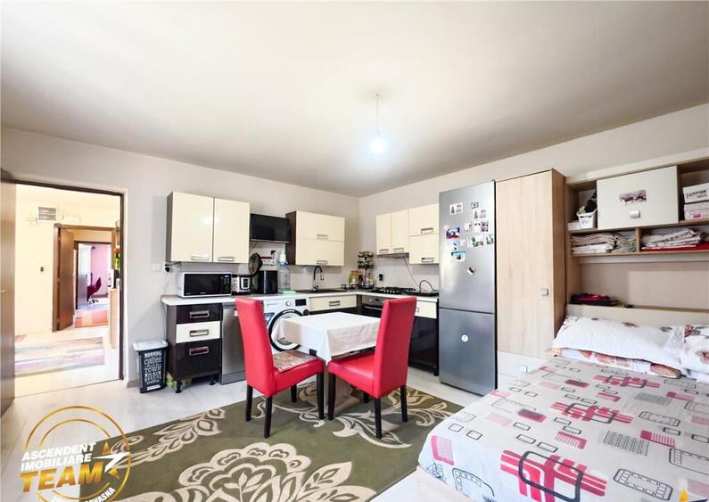 Casa luminoasa de 107 mp, 1.000mp teren, 250 m de izvorul cu - 23