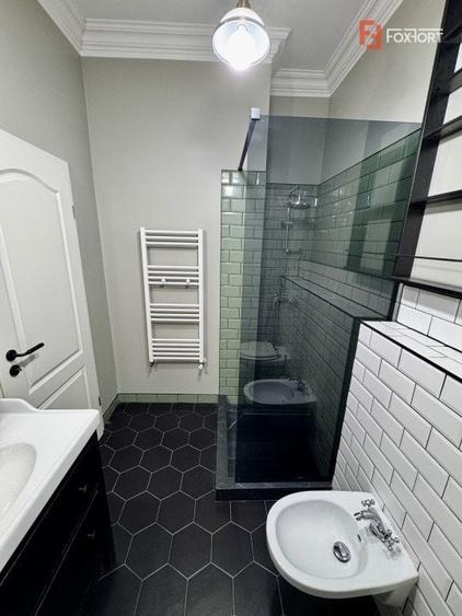 Apartament deosebit, 3 camere, zona Central – Bld. C.D. Loga - 6