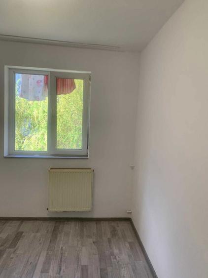 Inchiriez garsoniera renovata recent - langa liceul Sportiv - 3