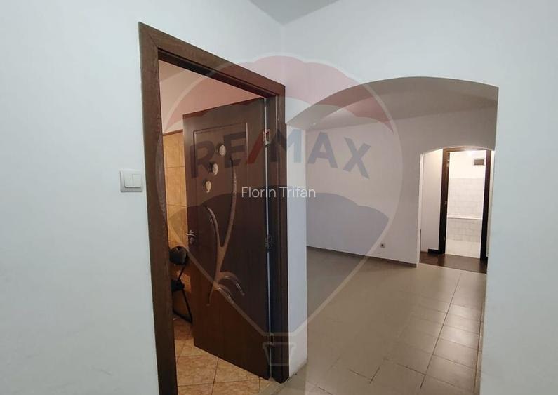 Apartament 2 camere parter/nemobilat. Apartament 2 camere parter/nemobilat.