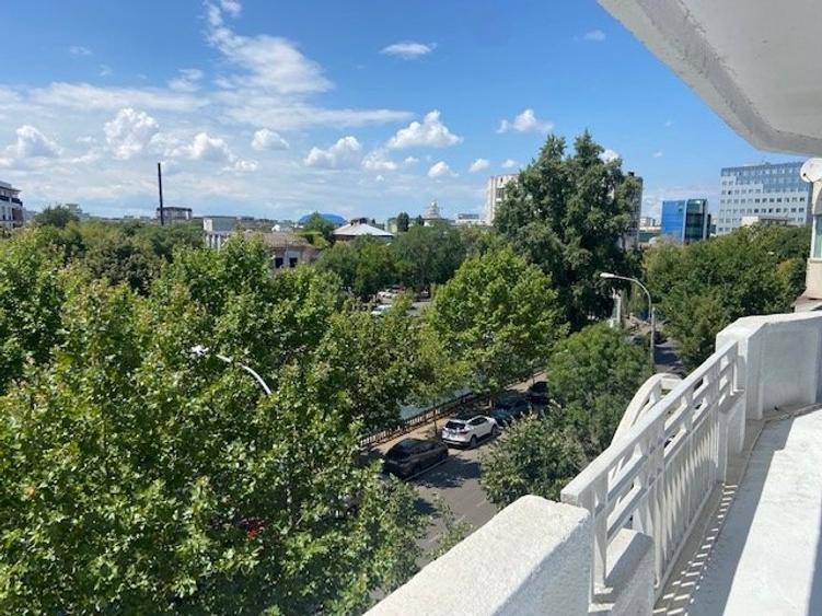 Timpuri Noi metrou, Splaiul Unirii. - 11