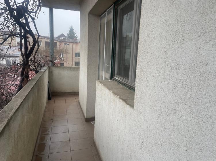 Unirii-Mitropolie 4 Camere Decomandat - 10