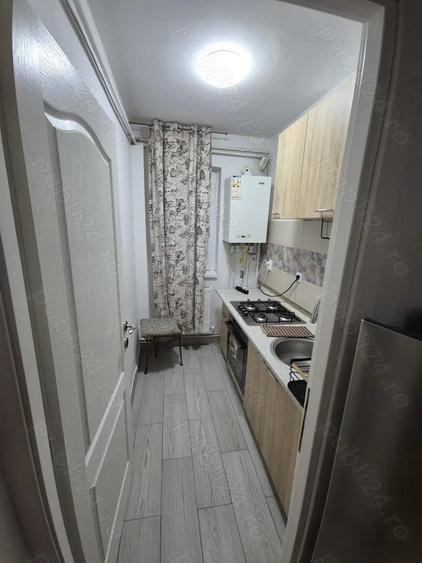 De inchiriat apartament cu 2 camere Podu' Ros - 2