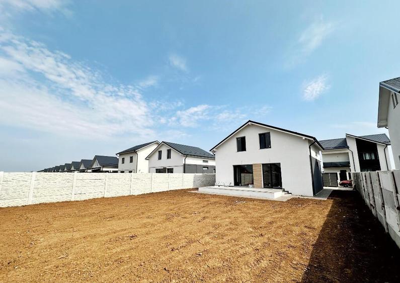 Casa individuala P+M, 3-5 camere, teren 370mp, 3 minute STB - 1