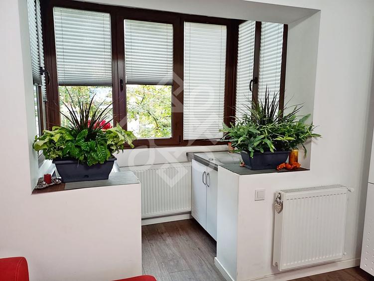 Apartament cu 3 camere, decomandat in Rogerius - 4