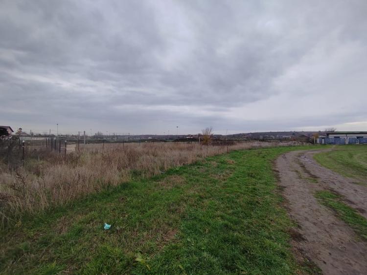 IN EXCLUSIVITATE - Teren Mischii, 1047 MP, toate utilitatile - 1