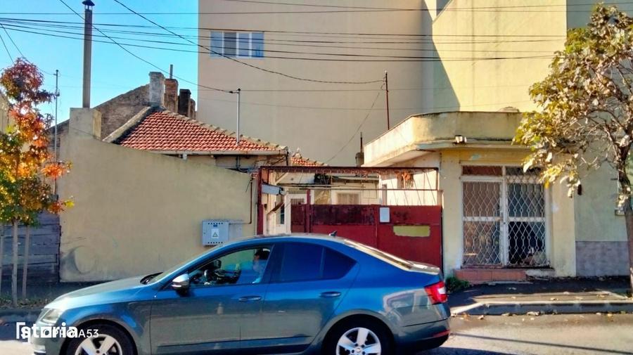 Casa 3 Camere Cu Spatiu Comercial - Trocadero Comision 0% - 10