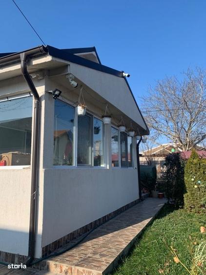 Valul Traian- Casa P+M,5cam 2bai 400 mp gaz pret.160.000 euro - 2