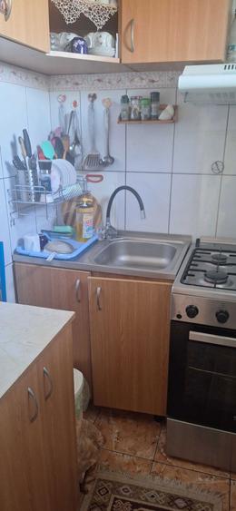 Apartament 2 camere trivale ,izolat,plafonul este izolat pt 10 ani,fara probleme de igrasie, - 1