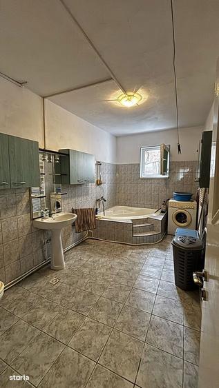 Casa individuala de vanzare cu spatiu comercial inclus in Blaj Centru - 6