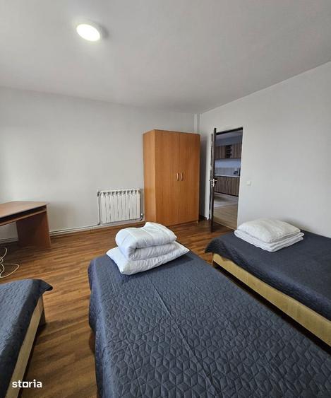 Apartament cu 3 camere de inchiriat zona Iosia!Se acc.echipe muncitori - 8
