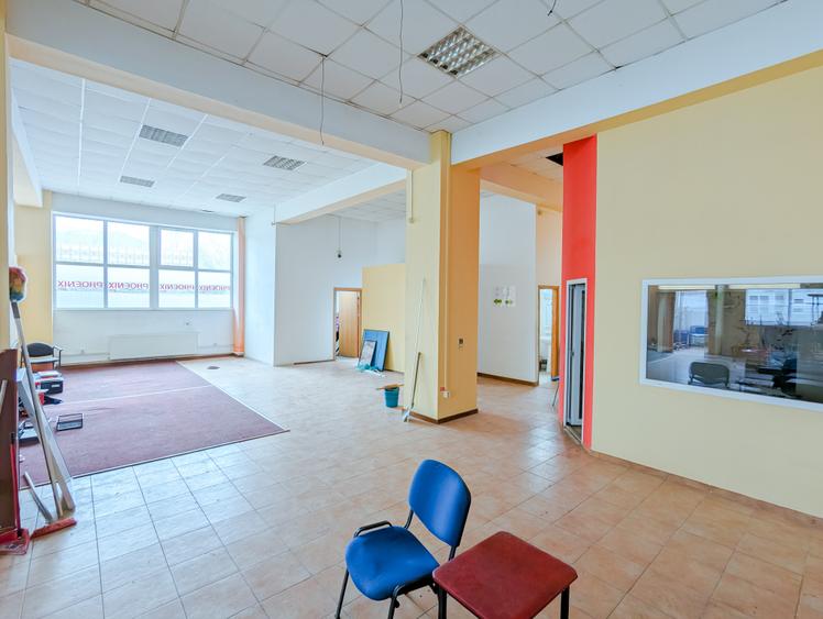 Centrul Civic spatiu comercial 238 mp - 5