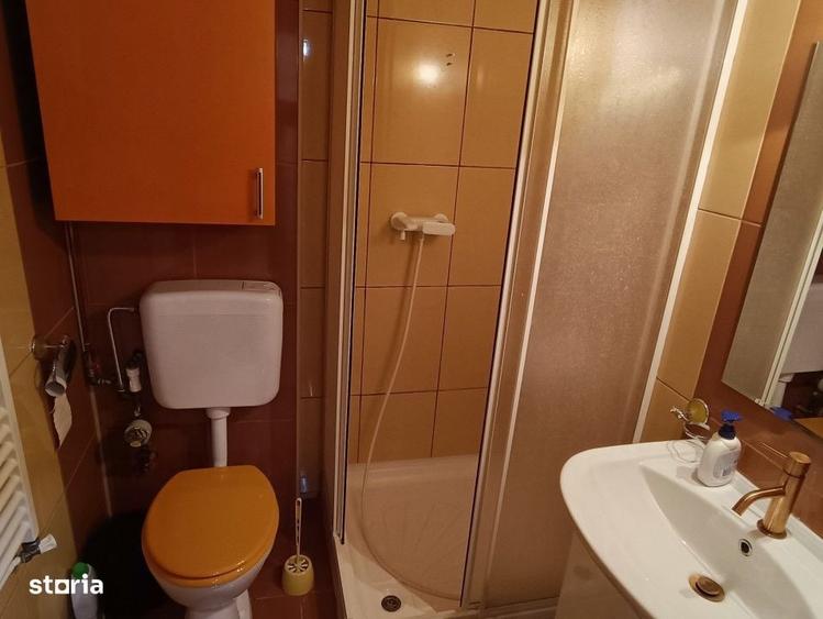 Apartament cu 3 camere decomandat în Peninsula
