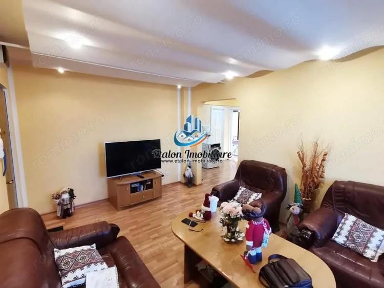 Apartament 3 camere, etaj 2, Calea Romanului - 1