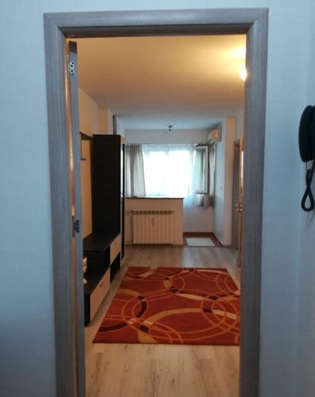 Inchiriez garsoniera confort I zona parc Brancu?i-Titan - 4