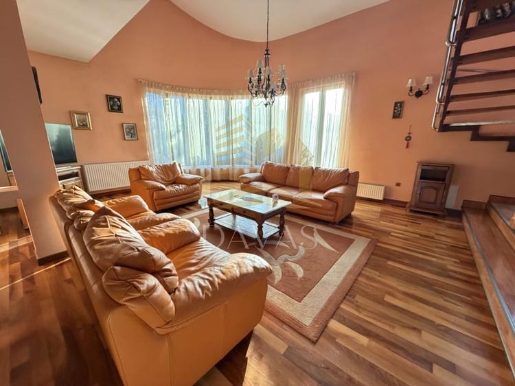 Casă individuala elegantă cu grădină superbă – perfectă pentru relaxare - 3