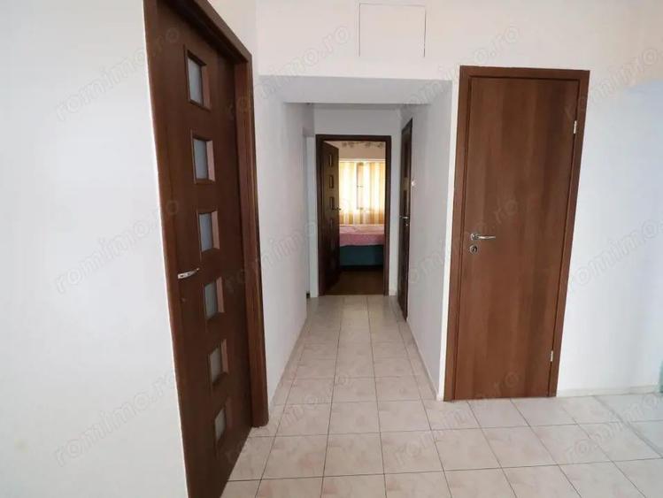 Bloc stradal - intersectie Chisinau cu Pantelimon - 5