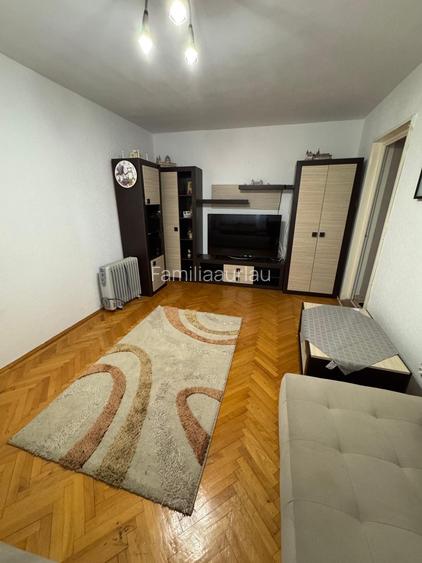 600 Euro-Inchiriere apartament 4 camere decomandate, etaj 10,Mazepa 2