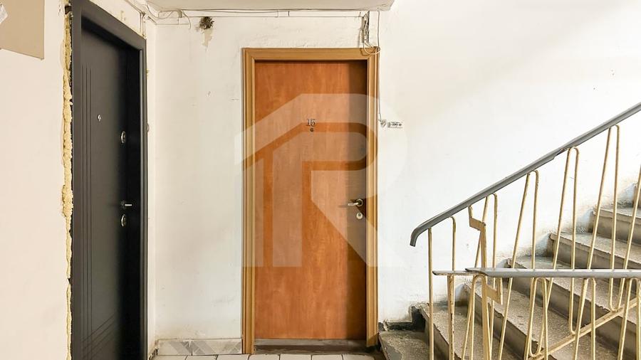 Doamna Ghica, Luntrei - garsoniera de vanzare, COMISION 0 - 8