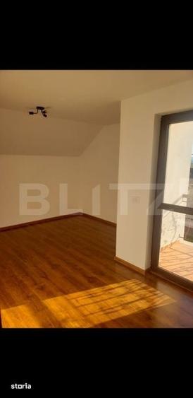 Casă cu 6 camere cu Teren 759 Mp în Moara