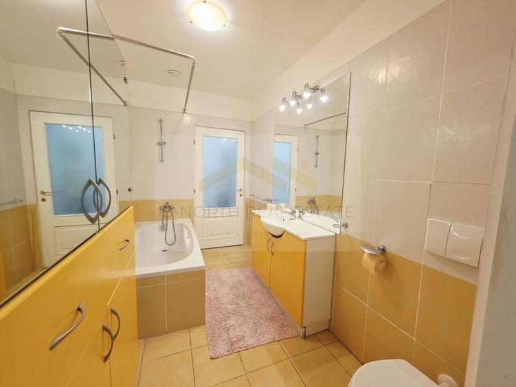 Casă individuală cu 6 camere cu Canalizare în Periș