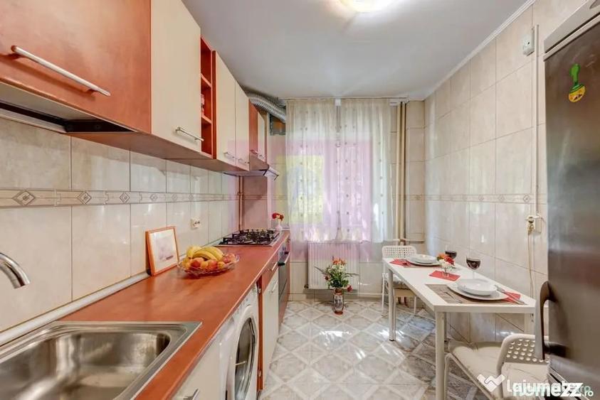 Apartament cu 2 camere decomandat în 13 Septembrie