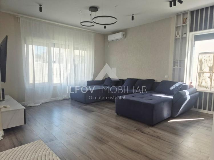 Casă cu 4 camere cu Teren 330 Mp în Tunari