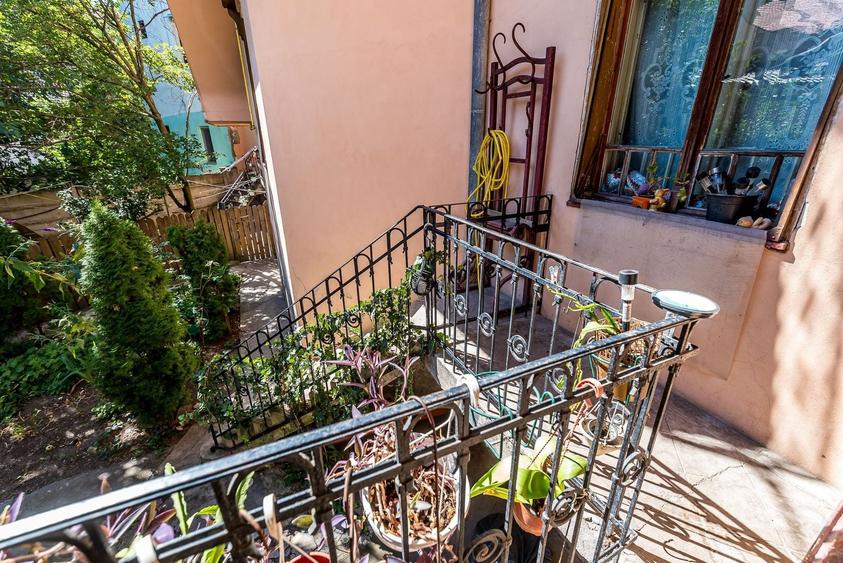 Apartament cu 4 camere decomandat în Ultracentral