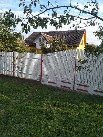 Casă cu 3 camere în Săpata