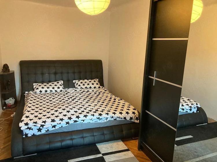 Casă cu 4 camere cu Teren 400 Mp în Central