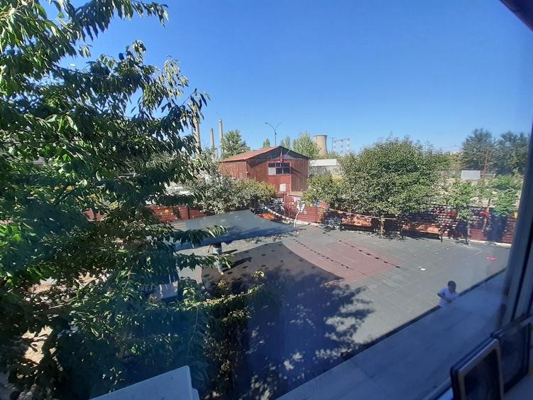 Zona Nicolae Grigorescu - spatiu birouri, 7 camere si 2 grupuri sanitare - 11