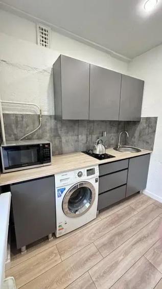 inchiriere garsoniera in zona Titan aproape de metrou - 3